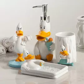 Набор аксессуаров для ванной комнаты
