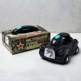 Набор инструментов с фонарем