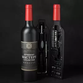 Набор инструментов в формовой бутылке