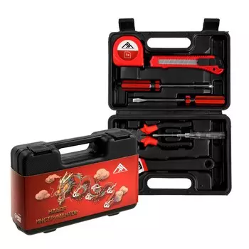 Набор инструментов в кейсе лом