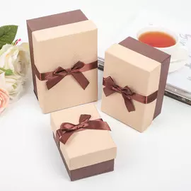 Набор коробок 3 в 1, с бантом, коричневый, 16 х 10,5 х 8 - 11 х 8 х 6 см