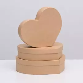 Набор коробок в форме сердца 3 в 1