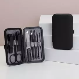 Набор маникюрный christian, 8 предметов, в футляре, черный, серый