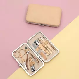 Набор маникюрный, 8 предметов, в футляре, цвет бежевый, розовое золото