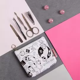 Набор маникюрный в косметичке