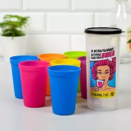 Набор пластиковых стаканчиков