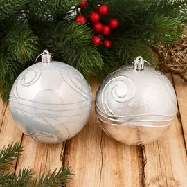 Ёлочные игрушки