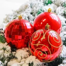 Ёлочные игрушки