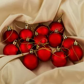 Ёлочные игрушки