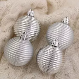 Ёлочные игрушки