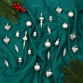 Ёлочные игрушки