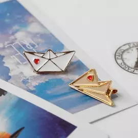 Набор значков (2шт)