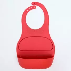 Нагрудник для кормления пластиковый с карманом-контейнером, цвет розовый