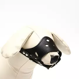 Намордник из прессованной кожи регулируемый, №4, дн 8,8 см, ом 29-35 см, черный