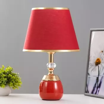 Настольная лампа