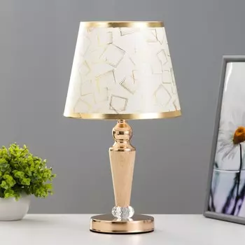 Настольная лампа