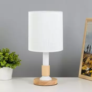 Настольная лампа