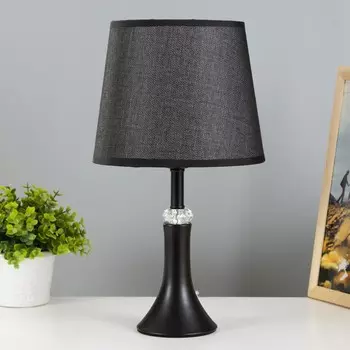 Настольная лампа