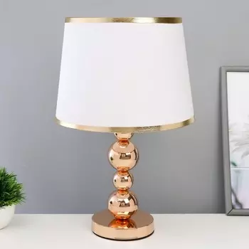 Настольная лампа