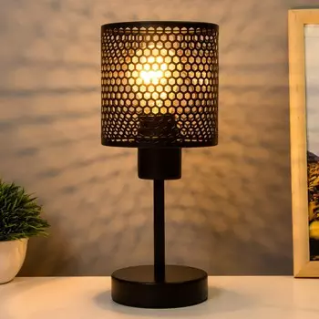 Настольная лампа