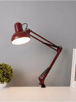 Настольная лампа