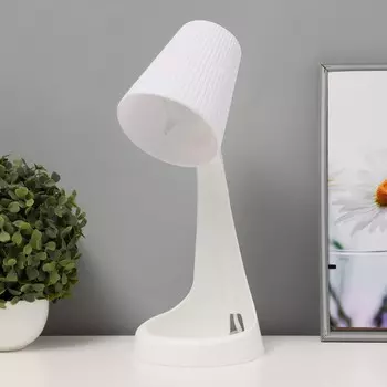 Настольная лампа фикс 1хe27 15w белый