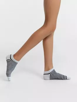 Носки детские светло-серые с рисунком в виде полосок