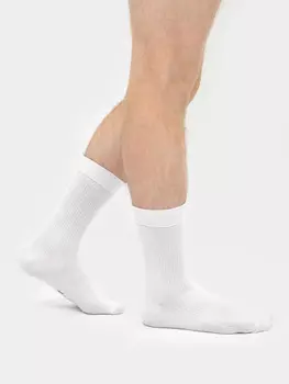 Носки высокие мужские белого цвета