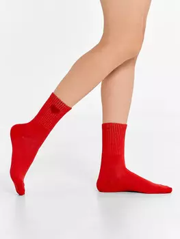 Носки женские ярко-красные с рисунком в пушистого сердечка