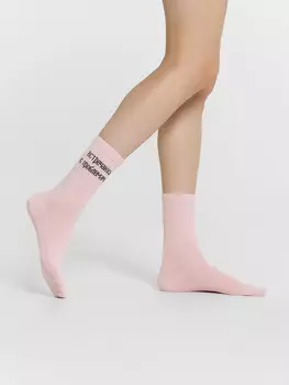 Носки женские розовые с рисунком в виде надписи