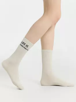 Носки женские серые с рисунком в виде надписи