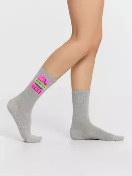 Носки женские серые с рисунком в виде надписи