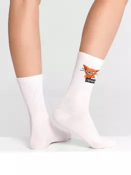 Носки женские высокие белые с узором в виде котика и надписью