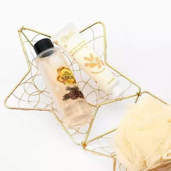 Новогодний подарочный набор косметики