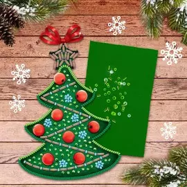 Новогодняя игрушка из фетра с вышивкой бисером