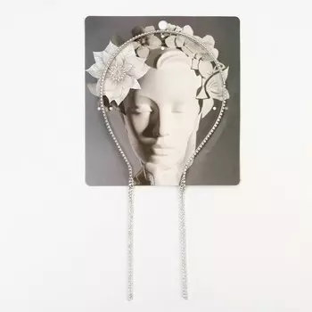 Ободок для волос со стразами