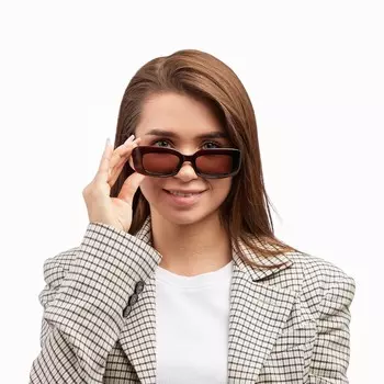 Очки солнцезащитные