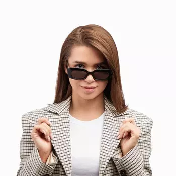 Очки солнцезащитные