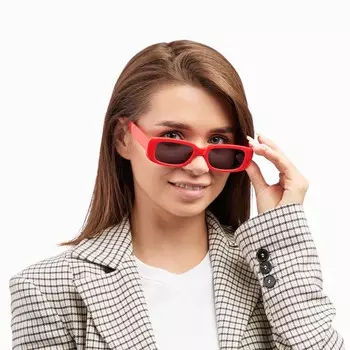 Очки солнцезащитные