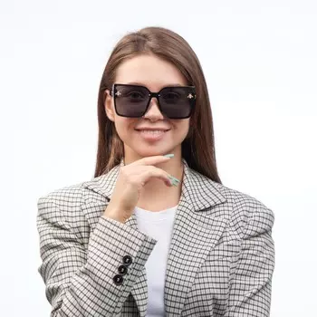 Очки солнцезащитные
