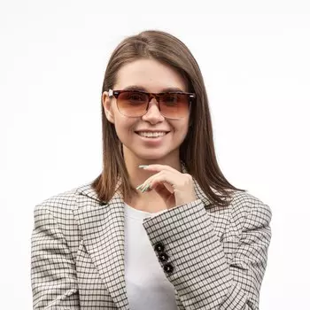 Очки солнцезащитные