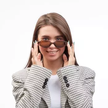 Очки солнцезащитные