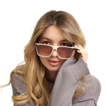 Очки солнцезащитные женские