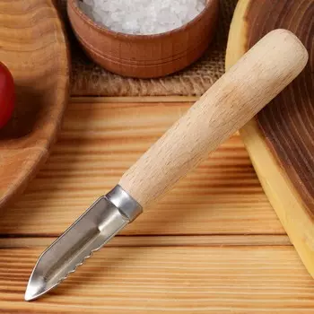 Овощечистка с деревянной ручкой