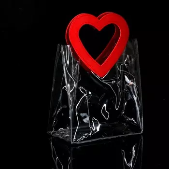 Пакет подарочный из пвх красный 201810 см