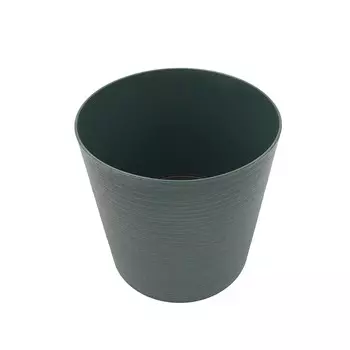 Пластиковый горшок со вставкой