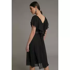 Платье а-силуэта