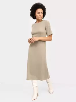 Платье макси из трикотажного академика в