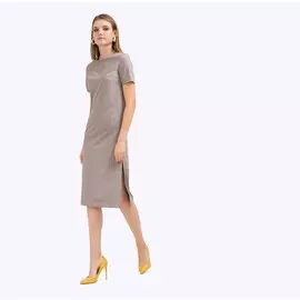 Платье прямого кроя