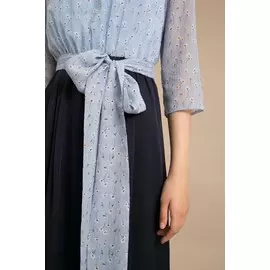 Платье с поясом